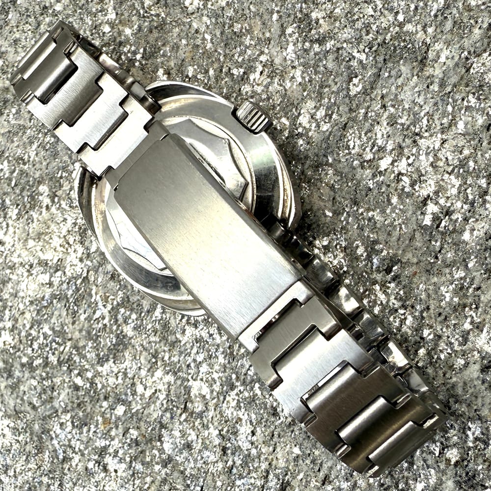 EnicarMRO775_14_01fullb