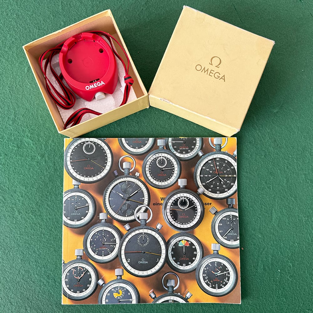 Omega6356brochureboxopen