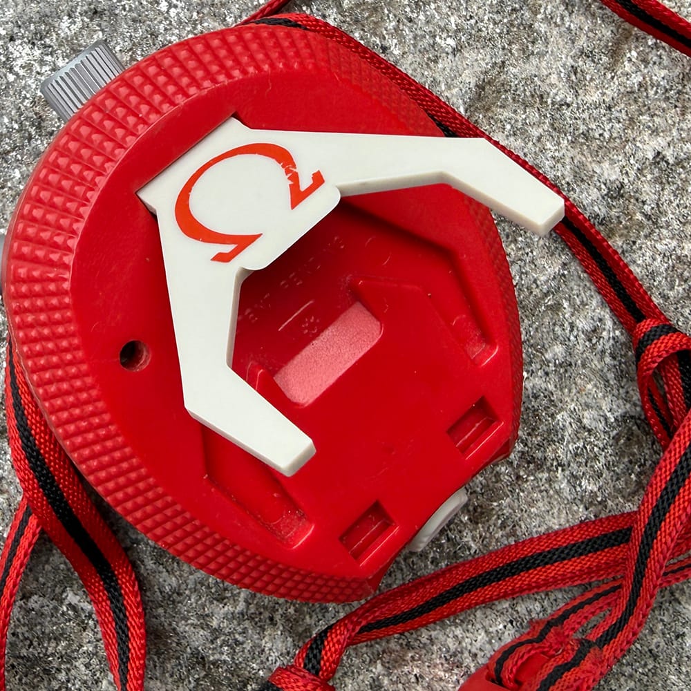 Omega6356casebackstand