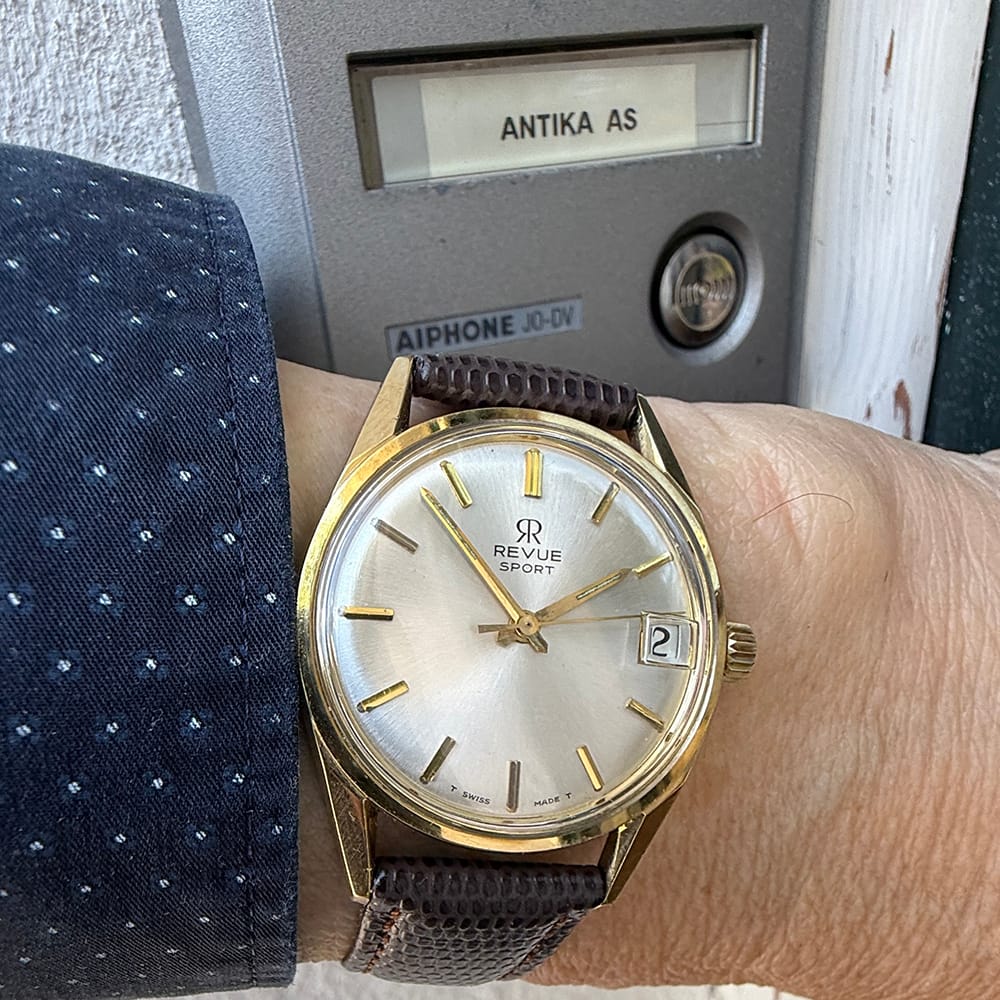 RevueSportCalendarwrist